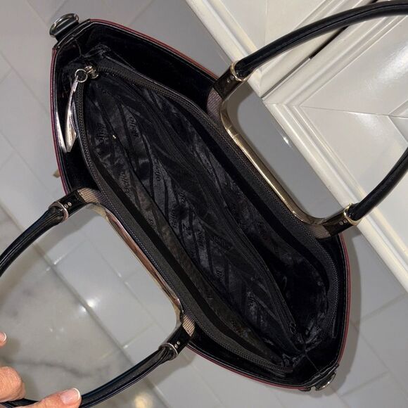 Beijo Bag Purse Handbag The Diva High Gloss Convertible Crossbody Satchel Bag - Picture 15 of 16